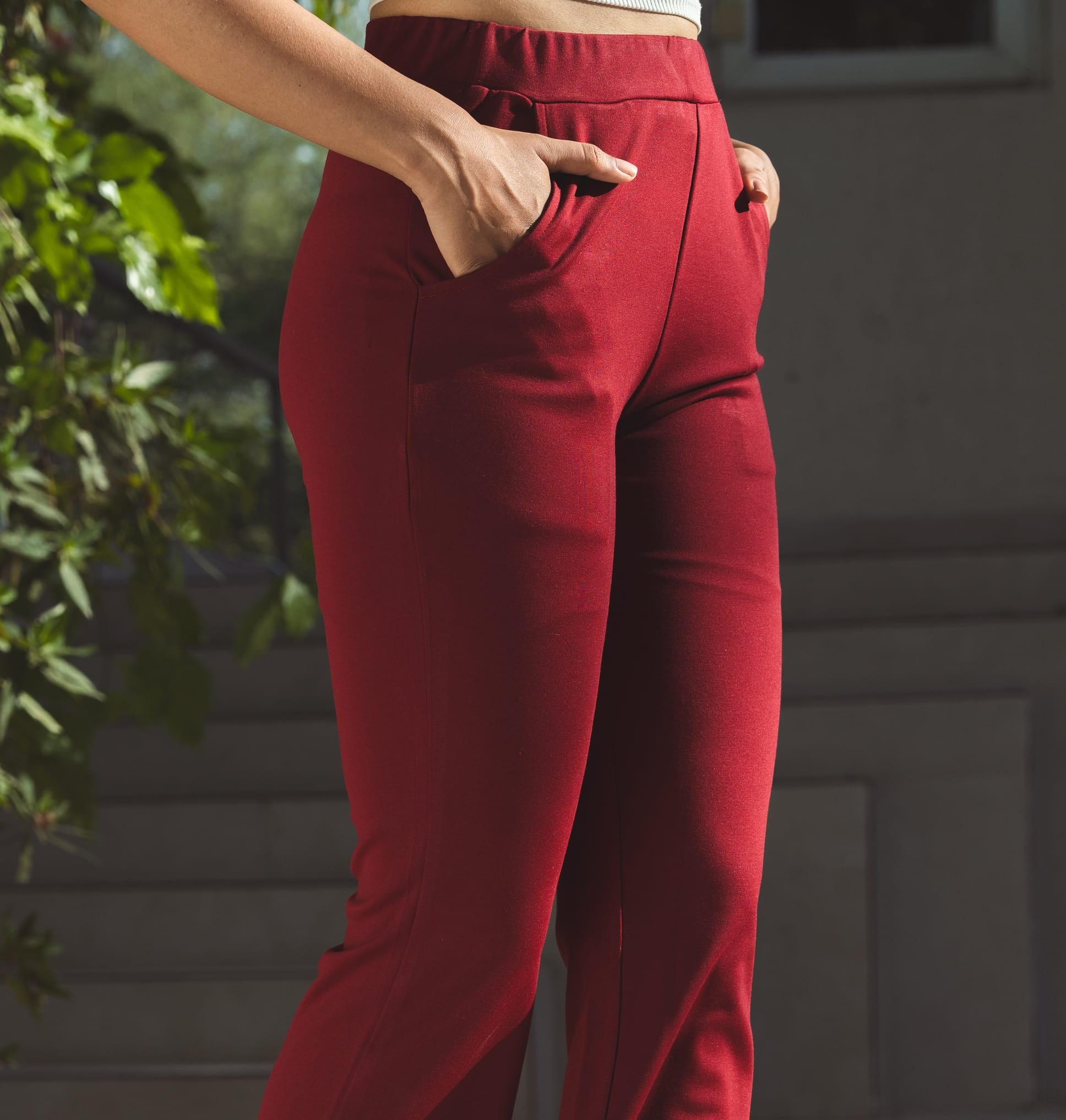 4-Way Stretch Flare Pants - Maroon
