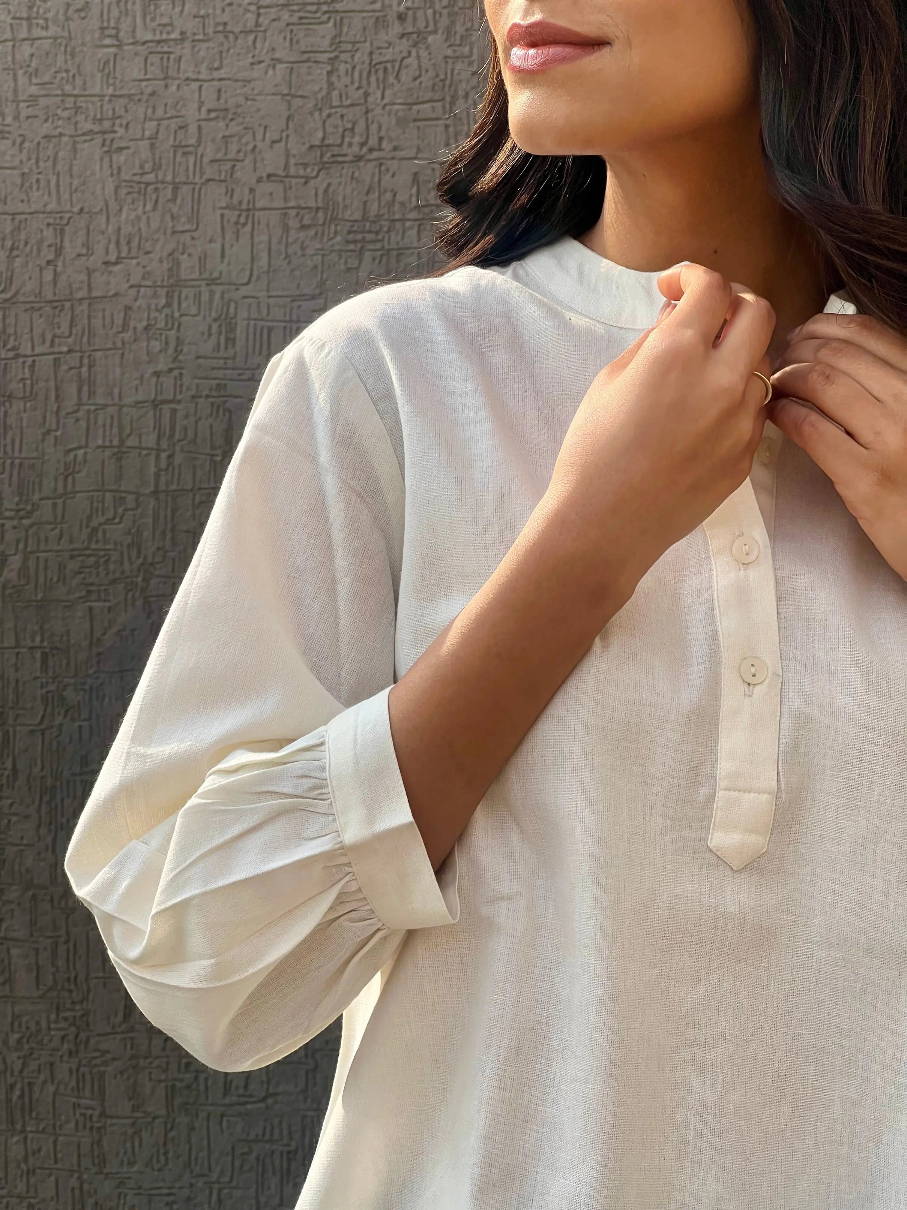 White Short Kurta - Sugnaa