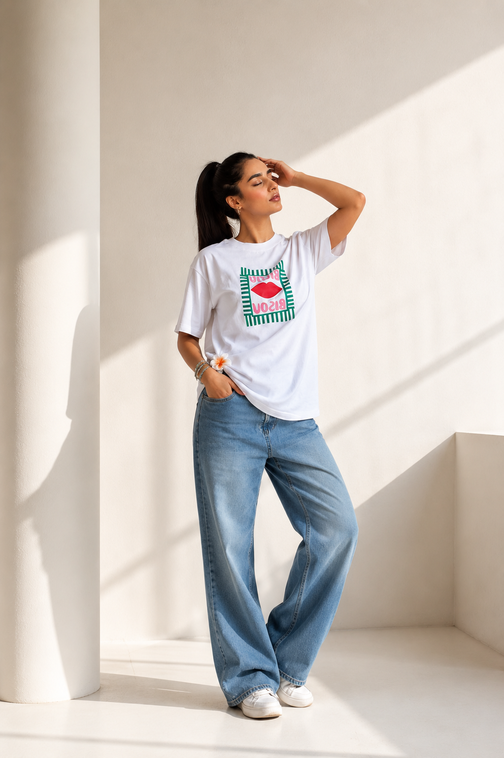 Bisou Oversized T-shirt - White