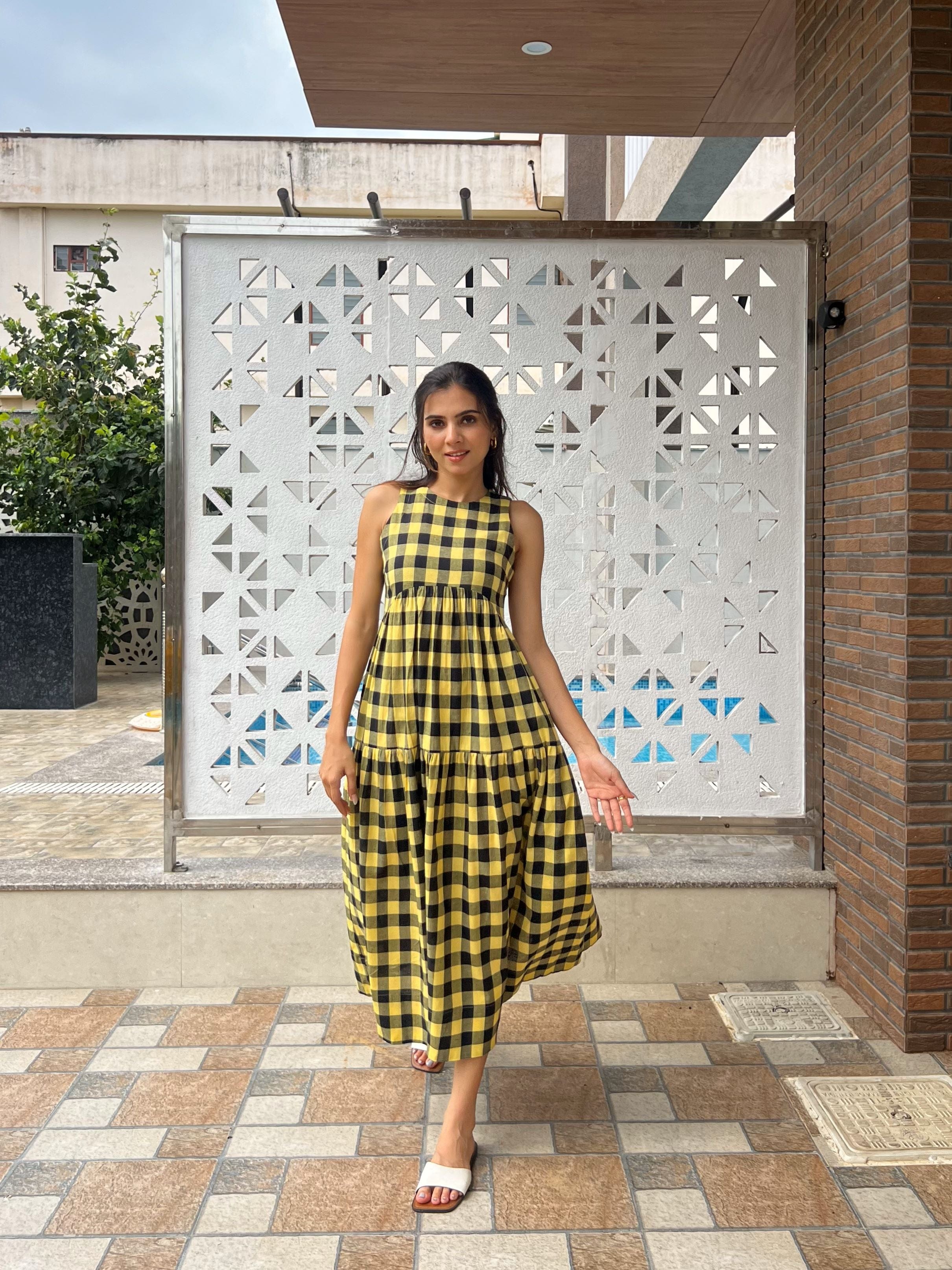 ワンピース Uhr Checkered Tiered Dress yellow&black Classic A-Line Gingham Dress - Yellow