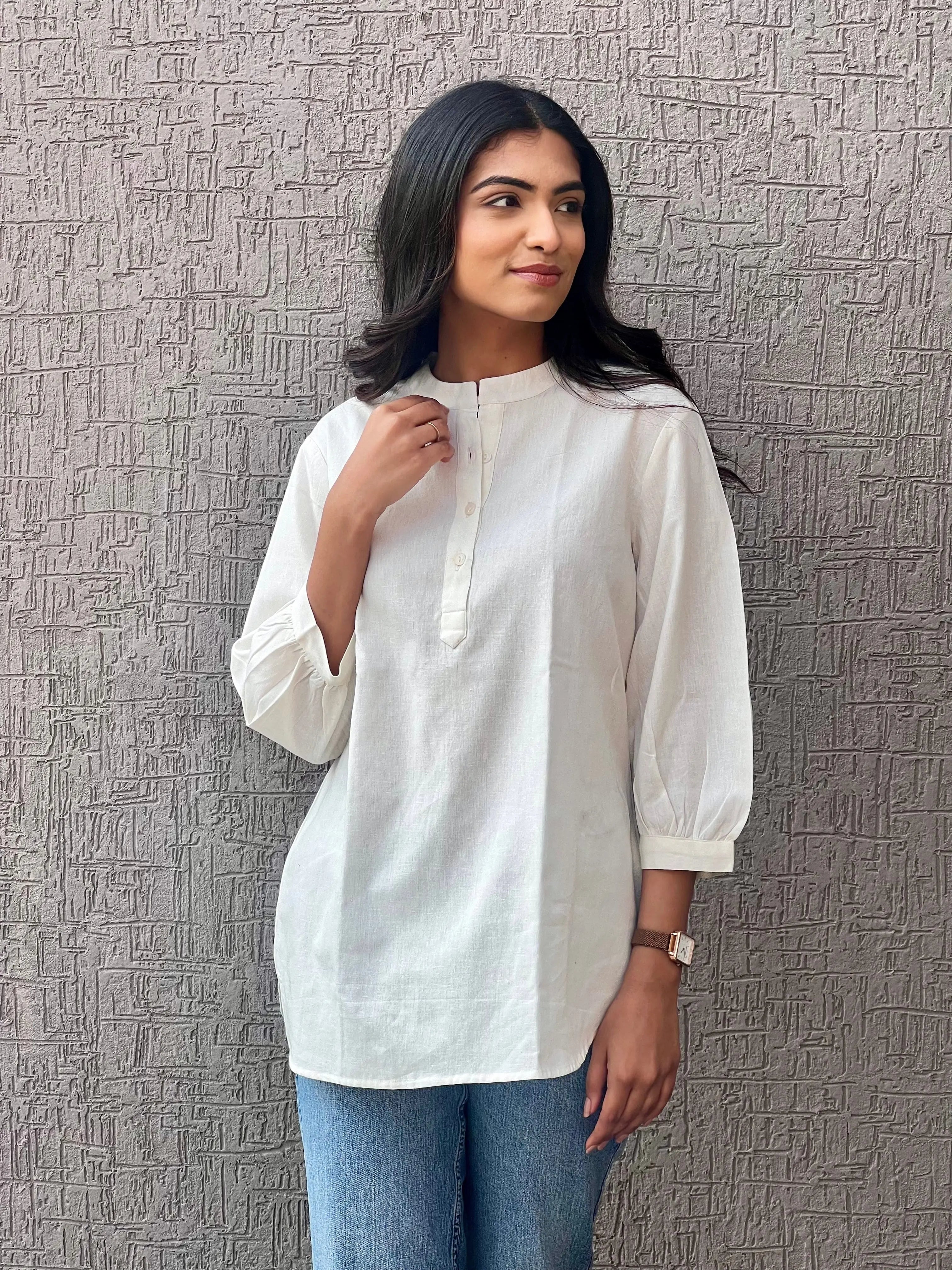 White Short Kurta - Sugnaa